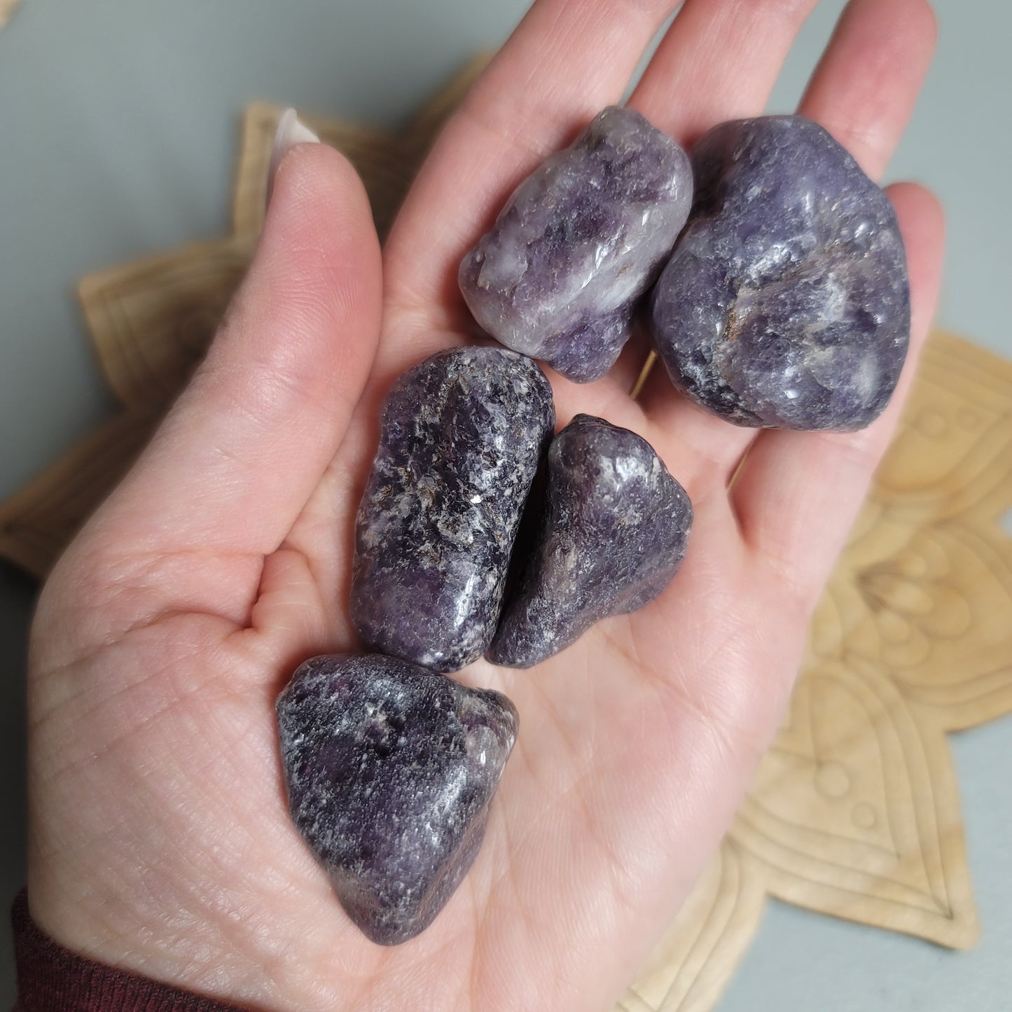 Lepidolite || calming, balancing, transformation