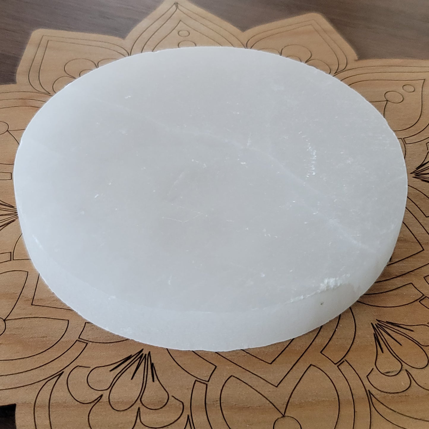 Round Selenite Charging Plate