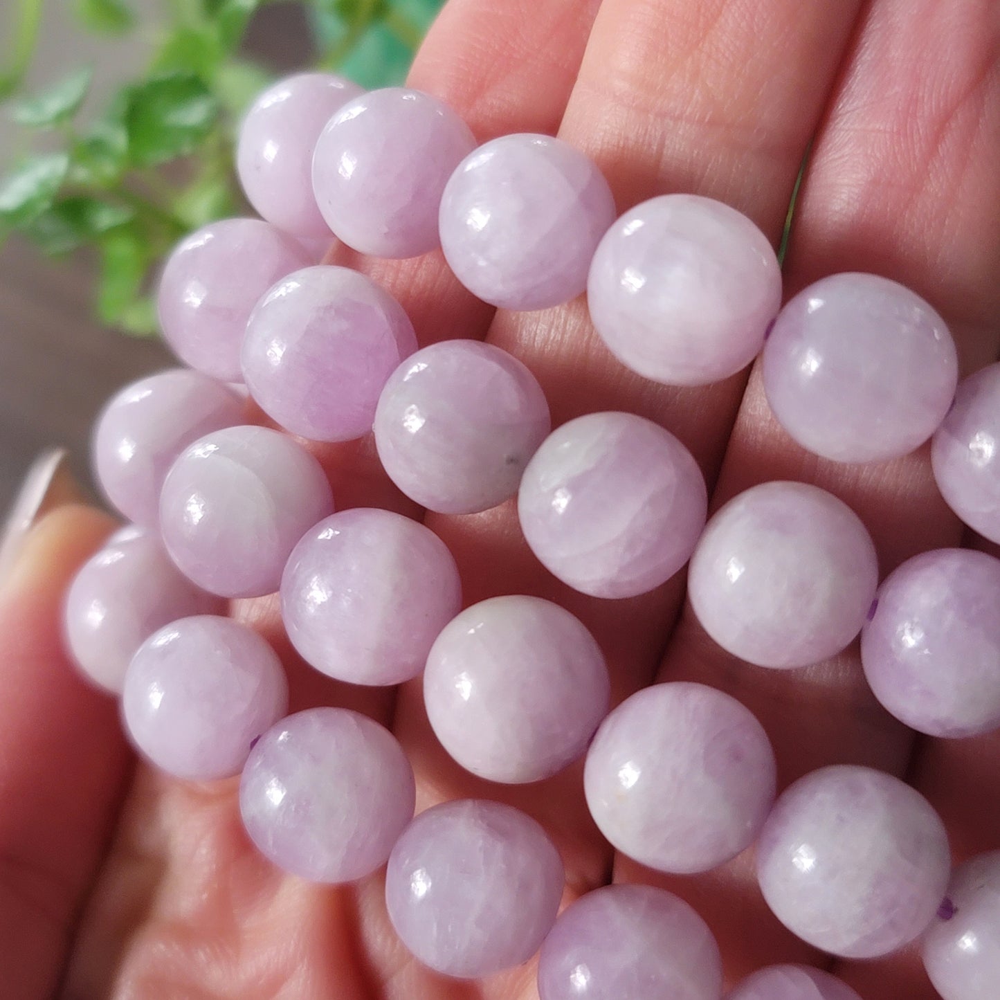 Kunzite - 8mm Beaded Bracelet - Unconditional Love, Soothing, Spiritual Awareness