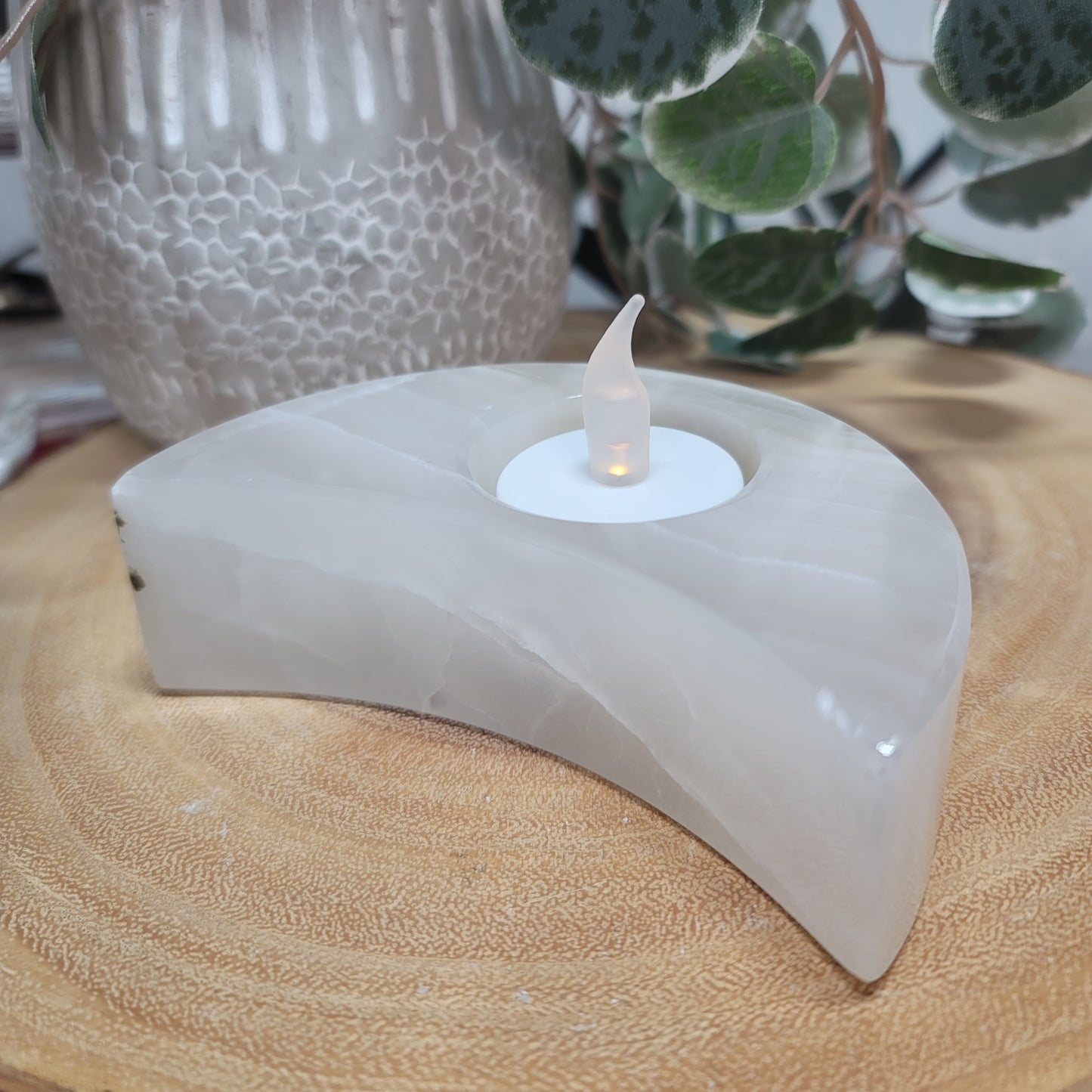 Mexican White Banded Onyx Crescent Moon Candle & Sphere Holder | 001