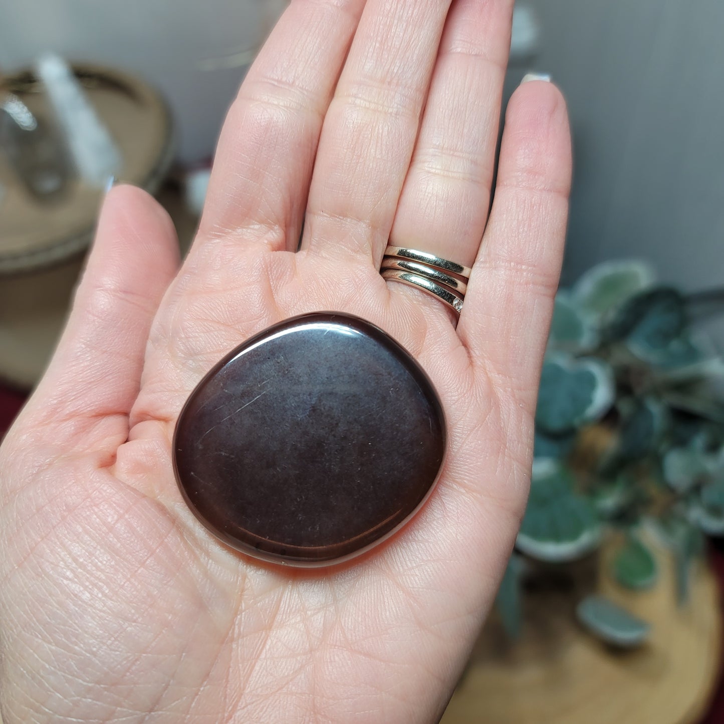 Mexican Obsidian Palmstone – Stone of Protection & Grounding |001