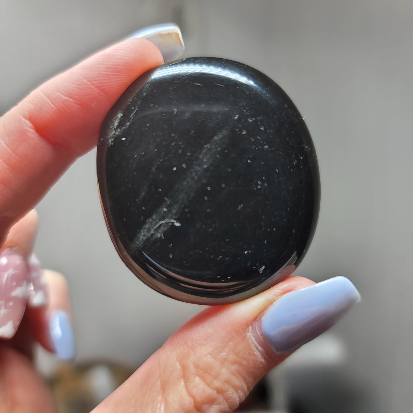 Mexican Obsidian Palmstone – Stone of Protection & Grounding |002