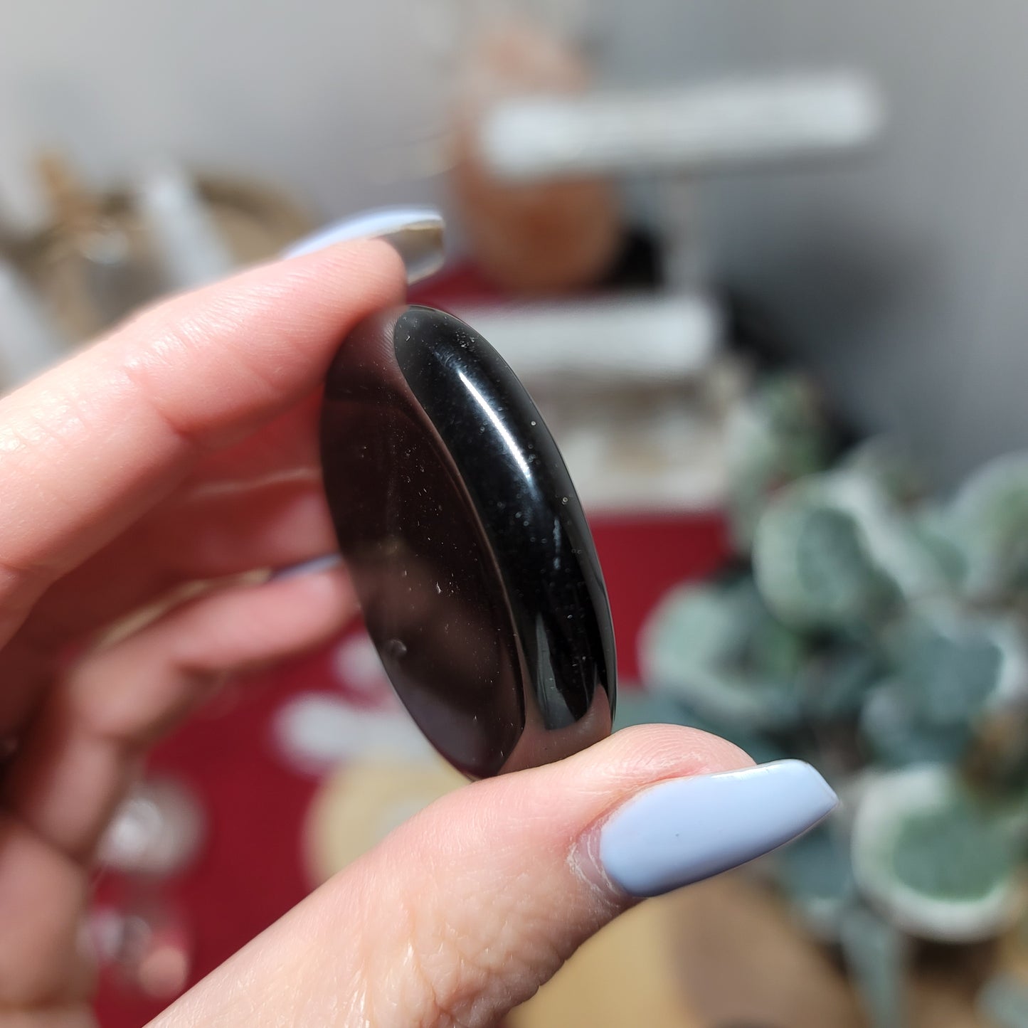 Mexican Obsidian Palmstone – Stone of Protection & Grounding |002