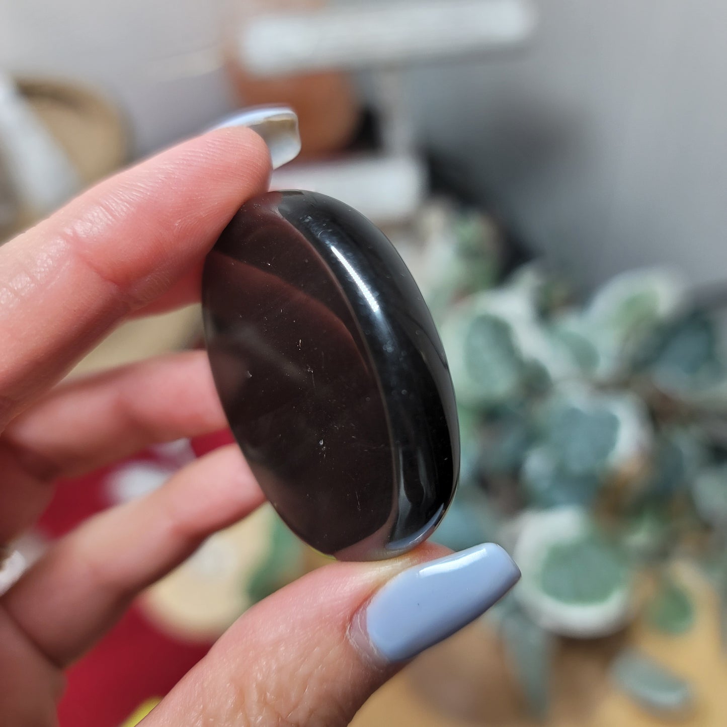 Mexican Obsidian Palmstone – Stone of Protection & Grounding |003
