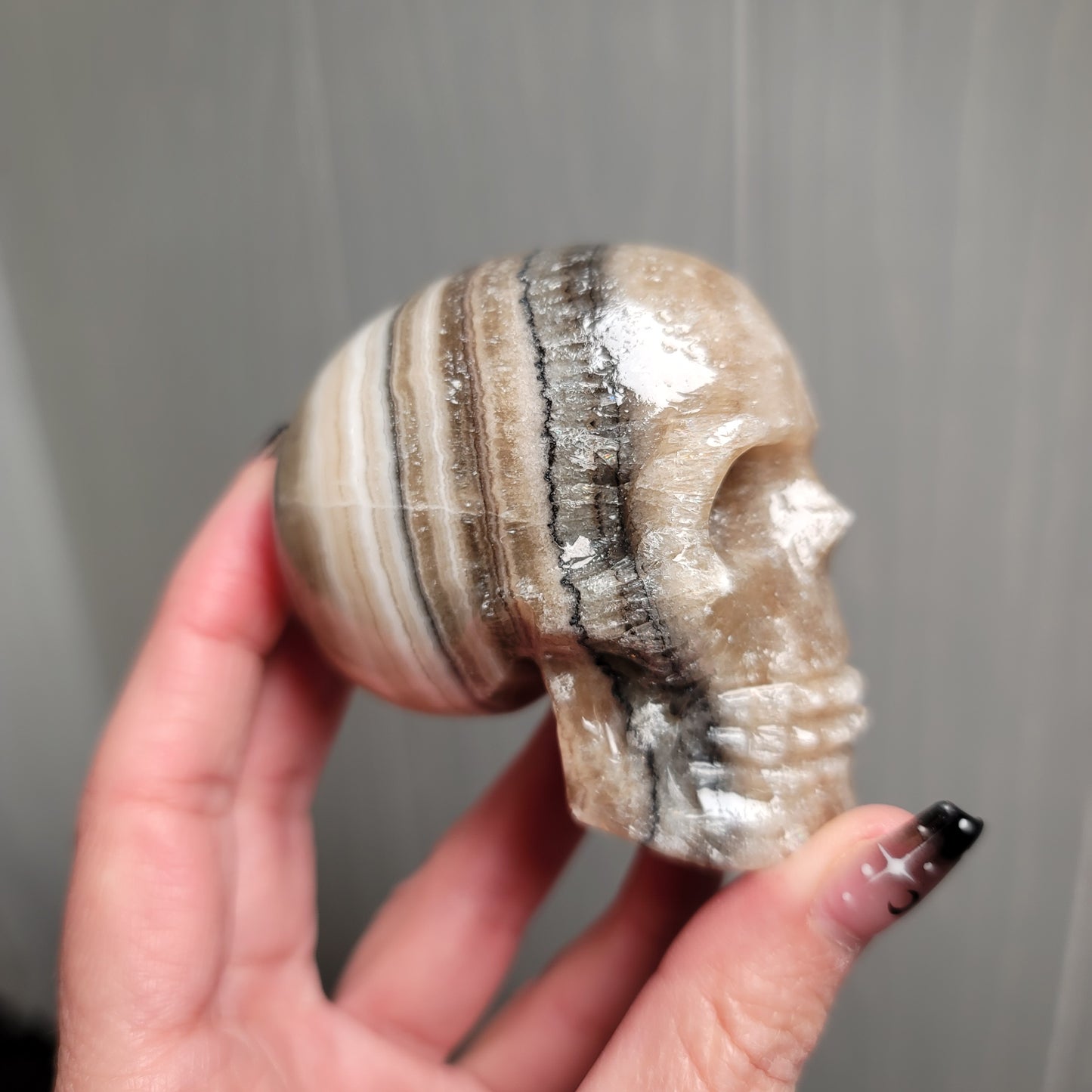 Mexican Banded Calcite Skull | Healing Stone for Wisdom & Grounding | Hand-Carved Crystal Skull