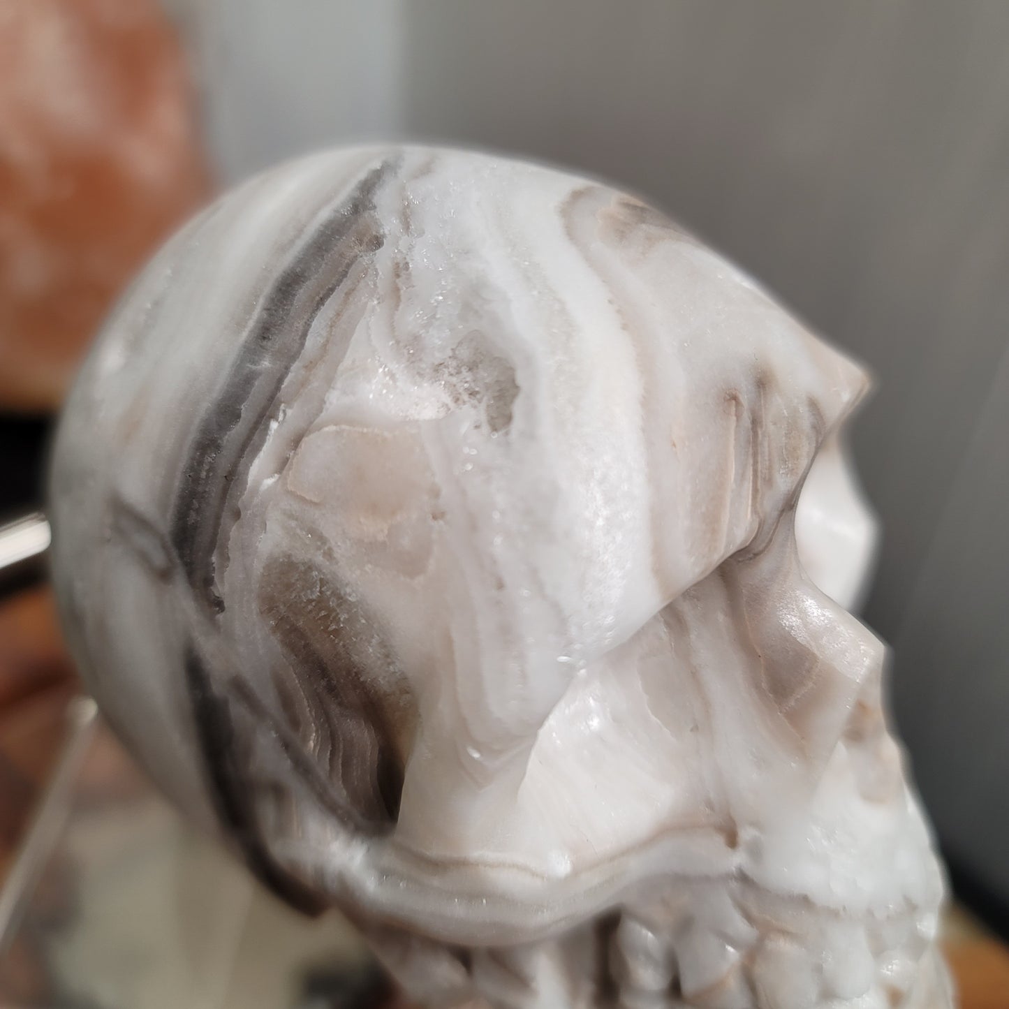 Large Mexican Banded Calcite Skull | Healing Stone for Wisdom & Grounding | Hand-Carved Crystal Skull | 01