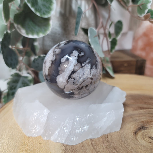 Rustic Onyx Slab Sphere Holder
