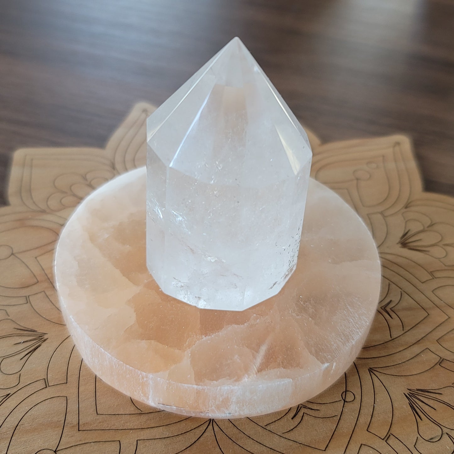 Round Peach Selenite Charging Plate