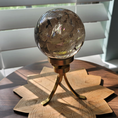 Spinning Sphere Stand - Gold