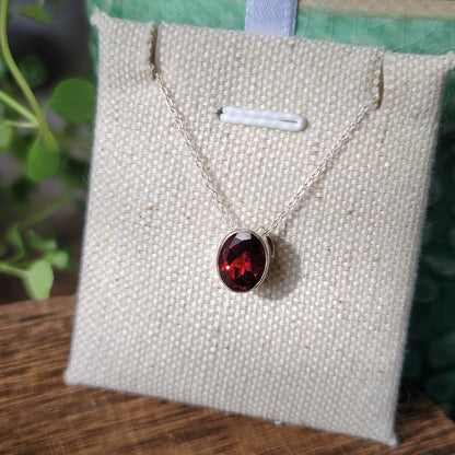 Faceted Garnet Pendant, Oval 02| .925 Sterling Silver, 18" Chain