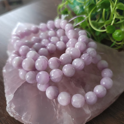 Kunzite - 8mm Beaded Bracelet - Unconditional Love, Soothing, Spiritual Awareness