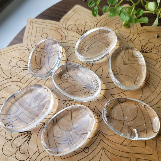 Clear Quartz Worry Stone|| amplify, cleanse, heal