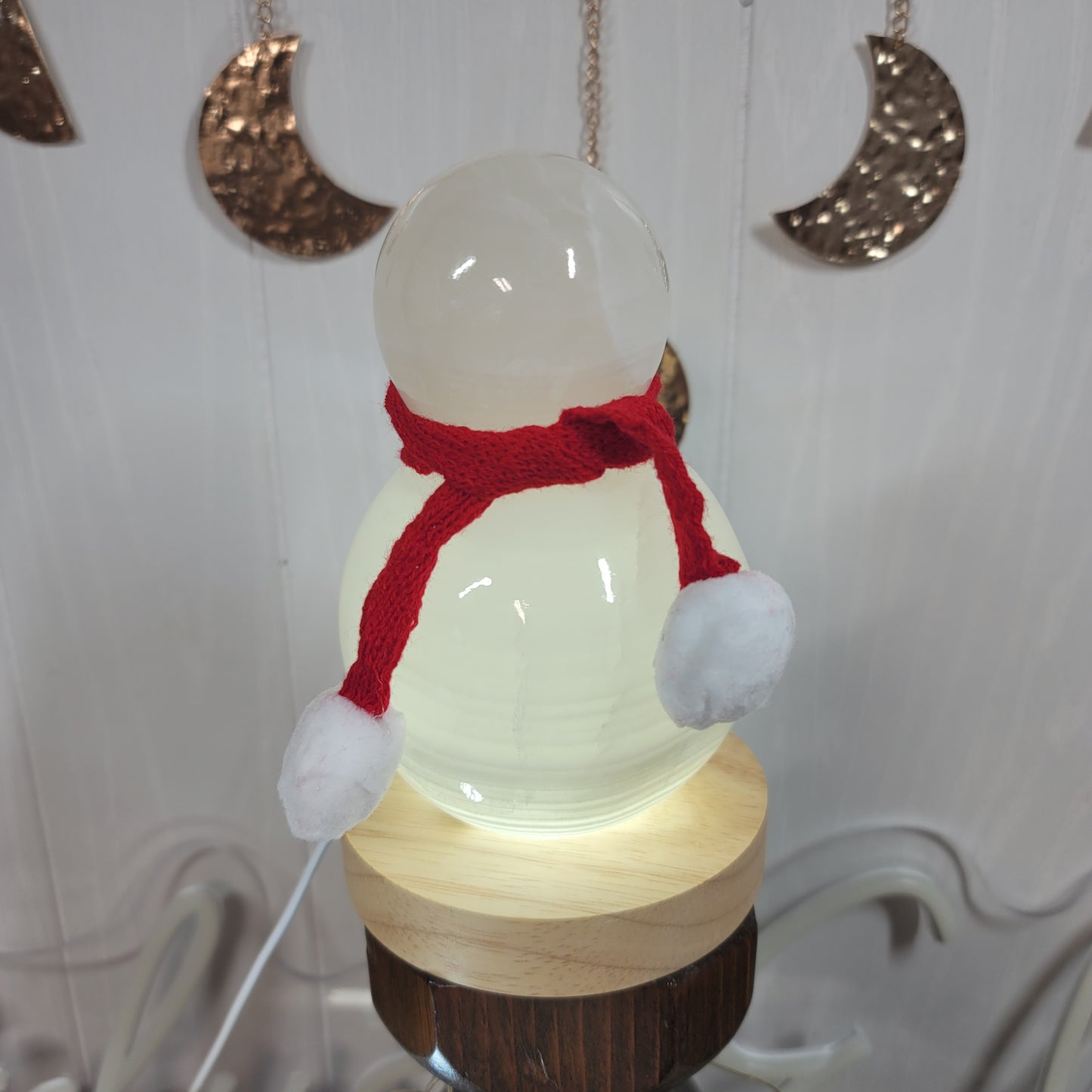 Mexican Onyx Snowman Lamp with USB LED Wooden Base & Knit Scarf |001