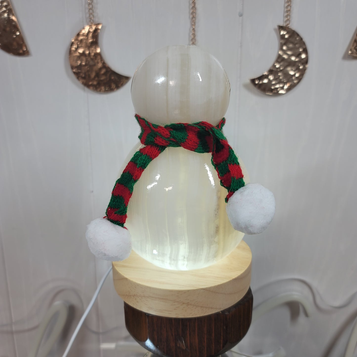 Mexican Onyx Snowman Lamp with USB LED Wooden Base & Knit Scarf |002