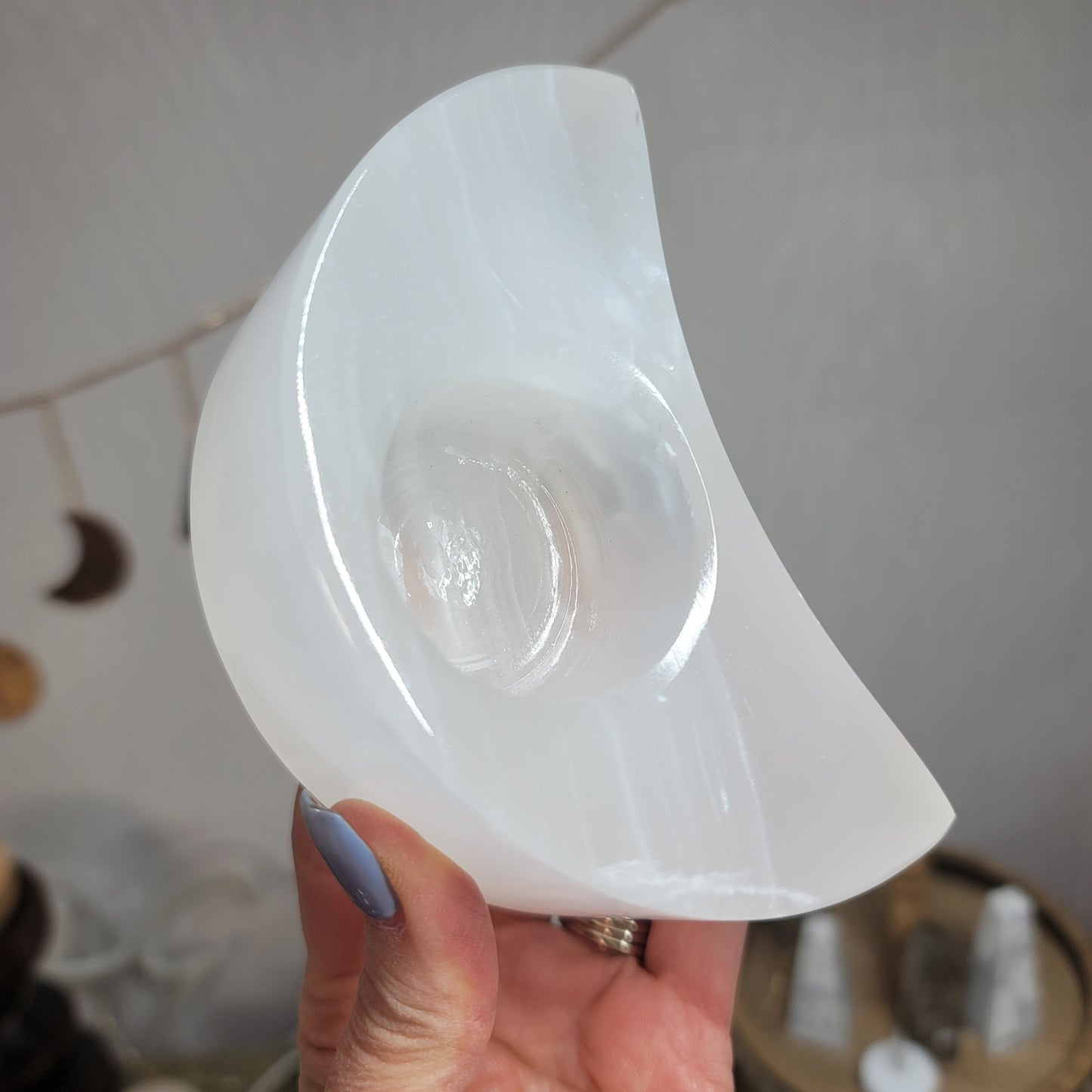 Mexican White Banded Onyx Crescent Moon Candle & Sphere Holder | 002