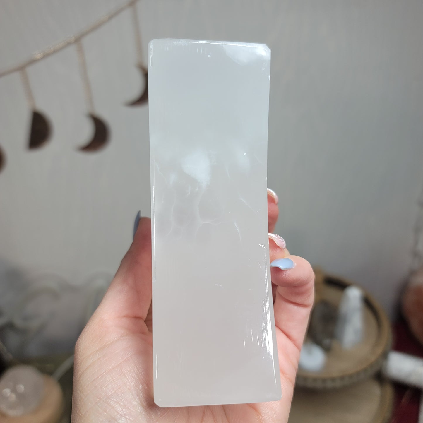 Mexican White Banded Onyx Crescent Moon Candle & Sphere Holder | 002