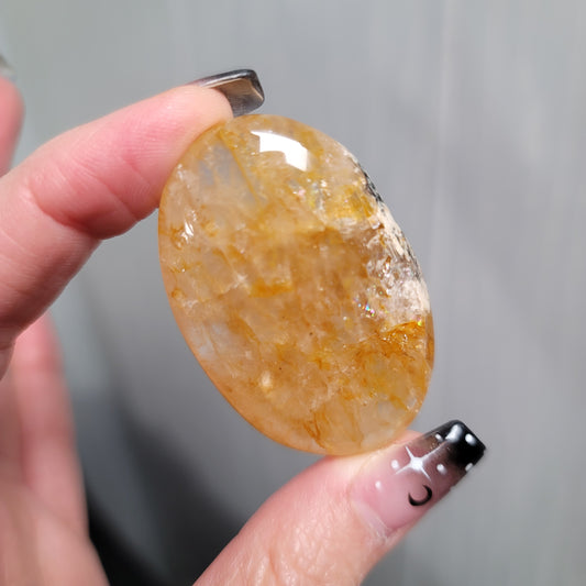 Golden Healer Quartz Palmstone | Healing • Alignment • Spiritual Expansion | 02